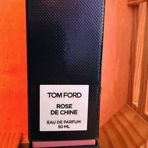 Tom Ford Rose De Chine Perfume in Black